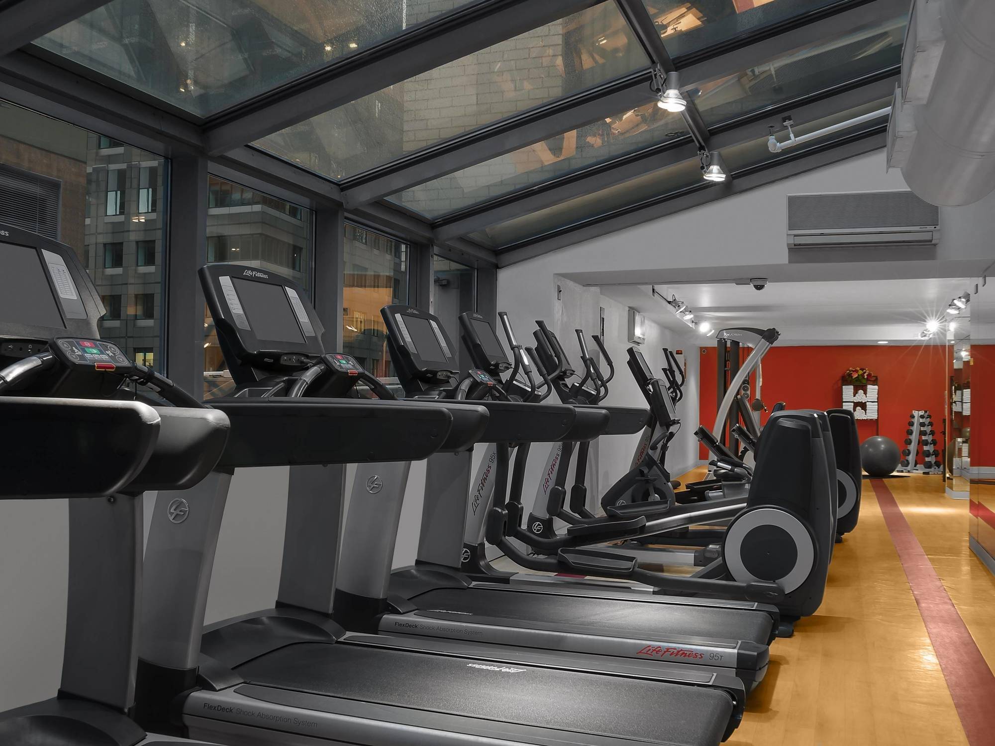 Executive Class At Mts Hotel Ню Йорк Екстериор снимка